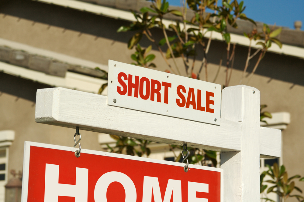 short sale sign